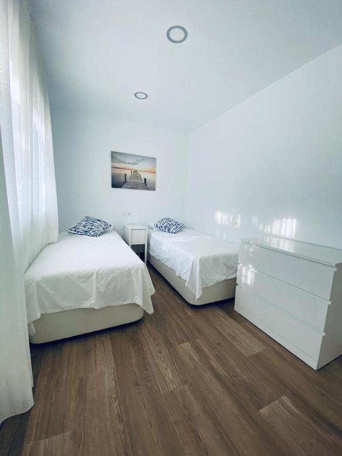 Precioso Apartamento En El Tesorillo 阿尔姆尼卡 外观 照片